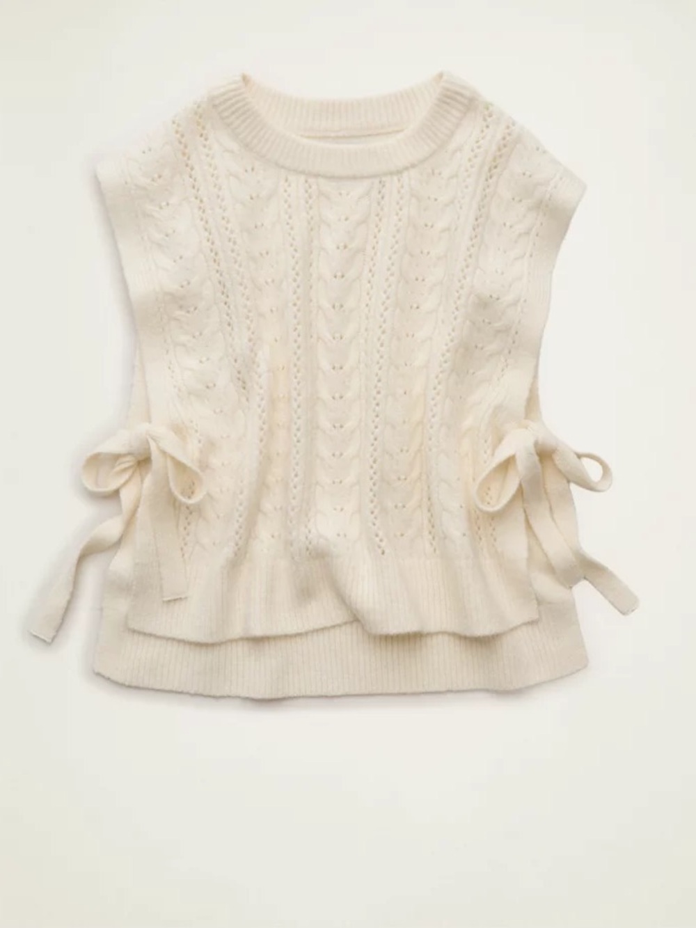 NWT American Eagle Cable Knit Sweater Vest Side Tie Cream Off White Preppy M